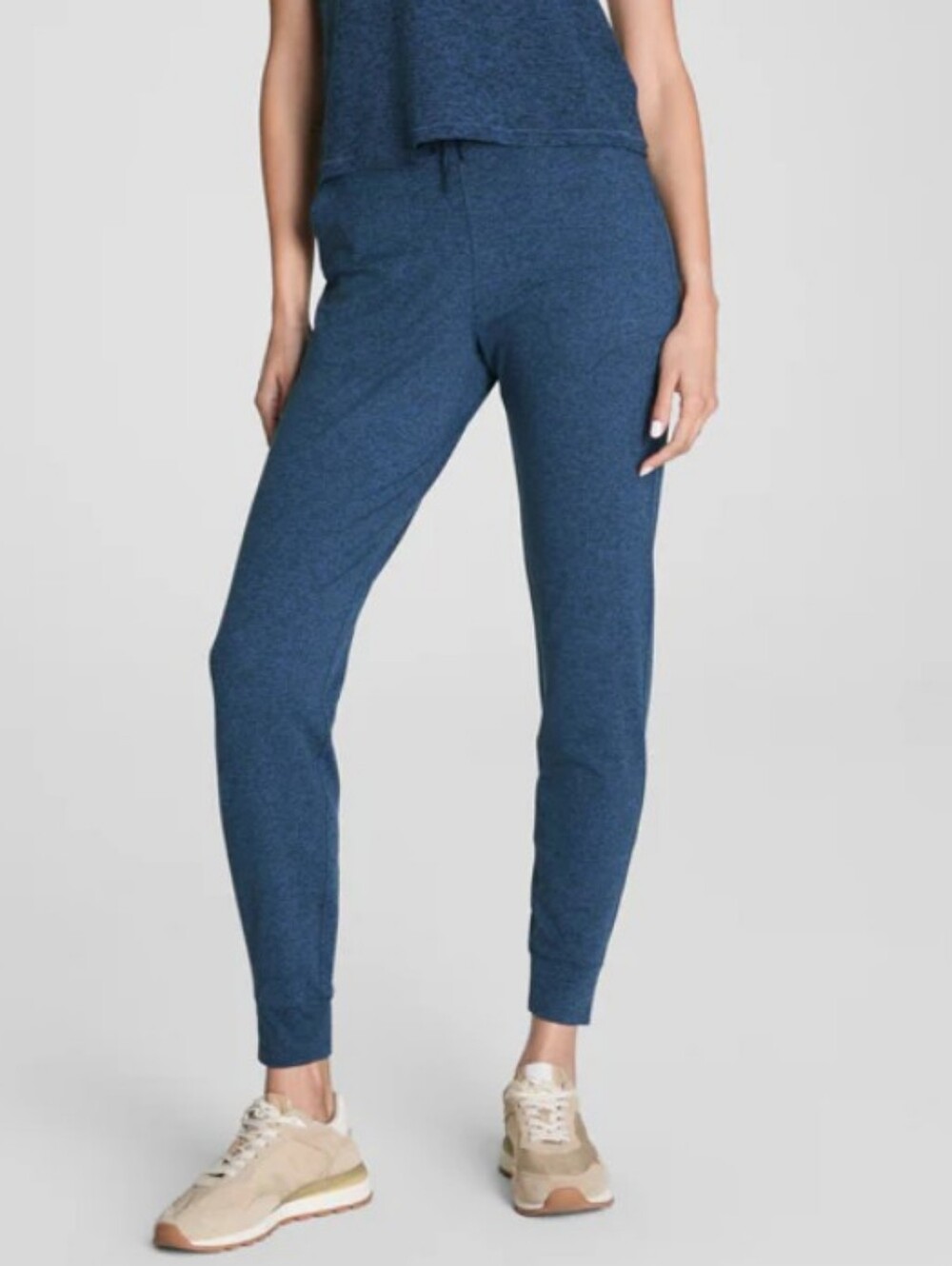 SPANXsupersmooth™ SoftStretch Medium Slim Joggers